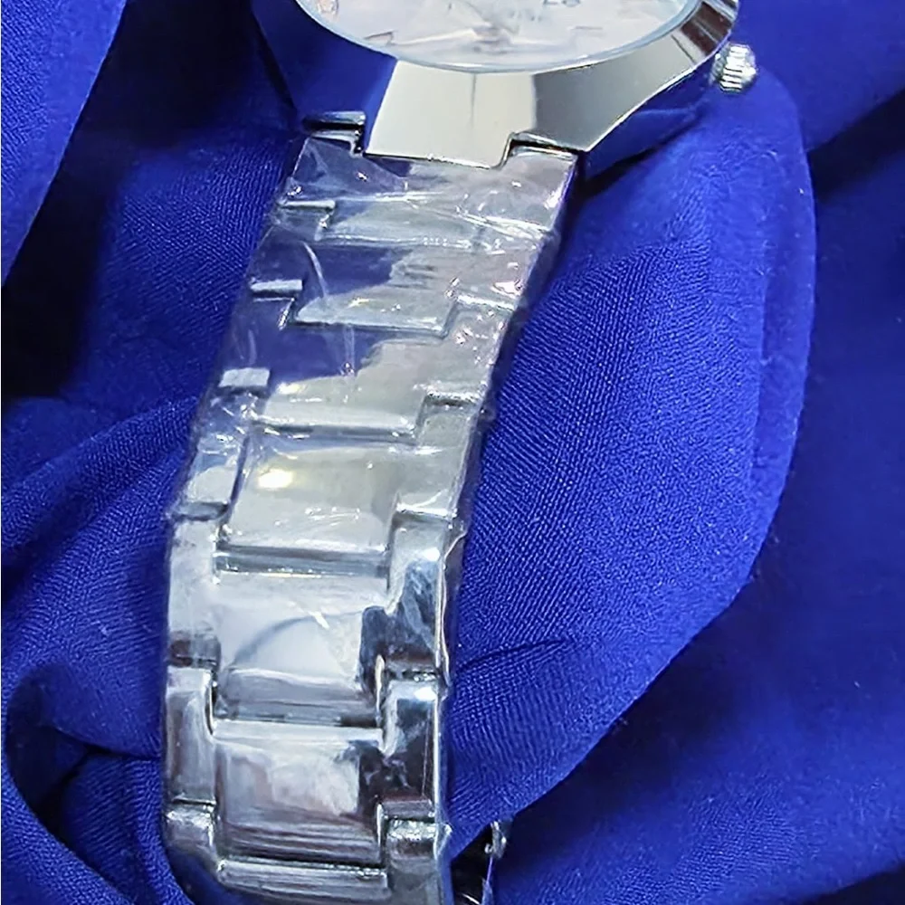 T-Space Silver Classic Mens Dress Watch  New battery fully working
